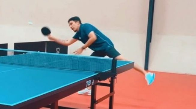 Momen Ariel NOAH dkk Latihan Pingpong (Instagram/desta80s)