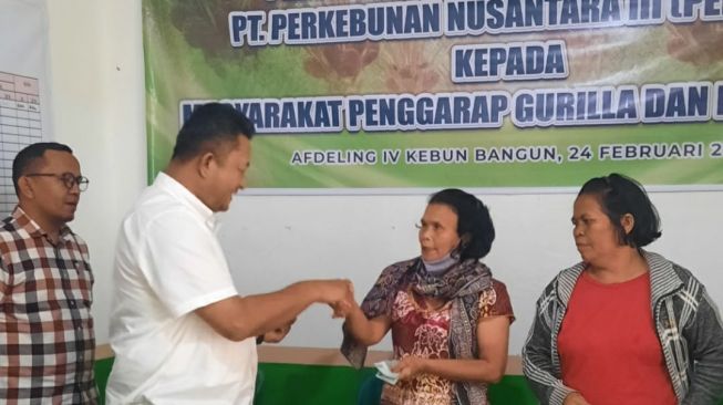 20 Warga Kembalikan Lahan Garapan ke PTPN III