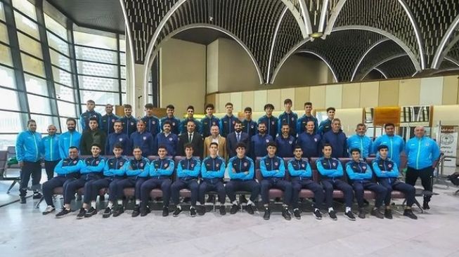 Skuad Irak U-20 untuk Piala Asia U20 2023 di Uzbekistan. Irak akan menjadi lawan pertama Timnas Indonesia pada laga Grup A Piala Asia U20 2023. (Foto: Instagram Iraqi Football Association/iraq.ifa)