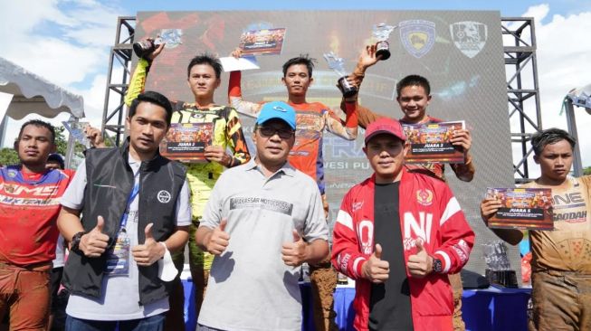 Dispora Makassar Matangkan Konsep S8