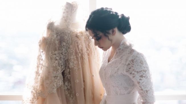 Potret Akad Nikah Adik Indah Permatasari (Instagram/@sintamutiarabell)