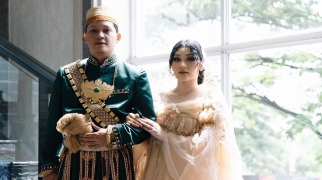 Potret Akad Nikah Adik Indah Permatasari (Instagram/@sintamutiarabell)