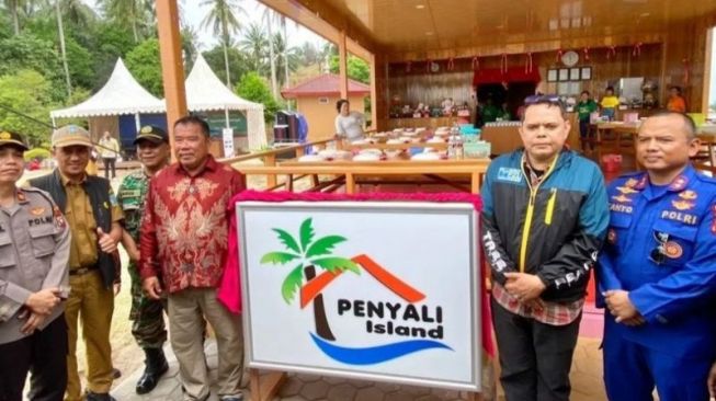Kabupaten Anambas Kenalkan Destinasi Wisata Baru Pulau Penyali yang Dilengkapi Resort
