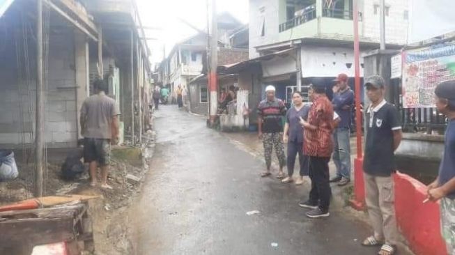 Tinjau Lokasi Bencana, Kang Dadang Pastikan Anggaran BSTT Segera Dicairkan