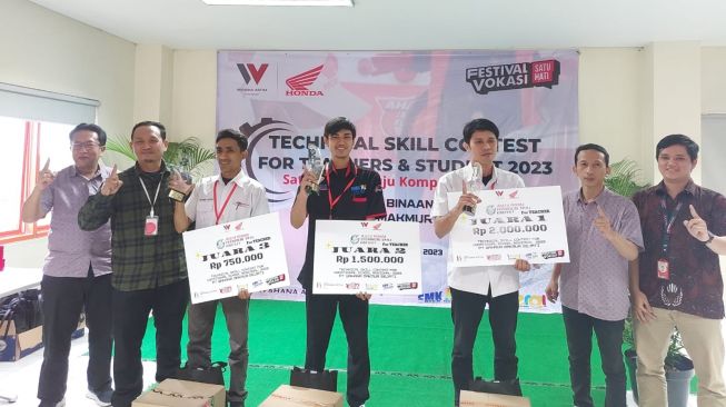 Final kontes mekanik untuk tingkat guru dan siswa bagi 56 SMK Binaan Wahana se-Jakarta Tangerang [PT WMS]