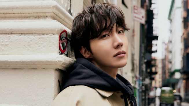 J-Hope BTS Resmi Rilis Lagu 'on the street' Berkolaborasi dengan J.Cole