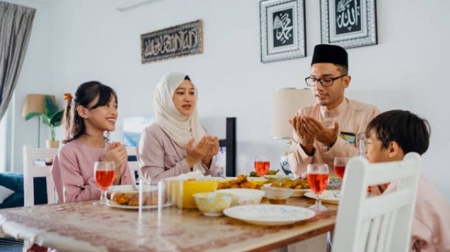 Doa Berbuka Puasa Ramadhan 2023, Jangan Lupa Berdoa agar Lebih Berkah
