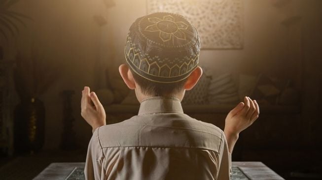 Niat Sholat Istikharah 2 Rakaat Lengkap dengan Tata Caranya