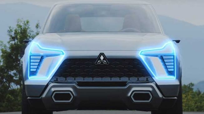 Mitsubishi XFC Concept Hadir di Pekanbaru, Gabungkan Kenyamanan dengan Teknologi Terkini