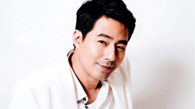 Dapat Tawaran Peran, Jo In Sung Tengah Mempertimbangkan Film Sci-Fi 'Hope'