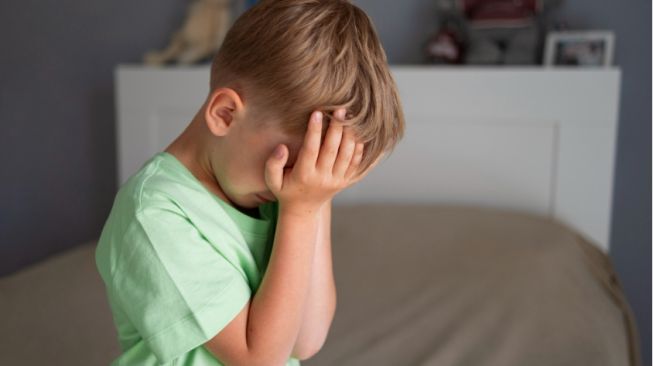 5 Hal yang Bisa Dilakukan oleh Orang Tua saat Anak Mereka Mengalami Depresi