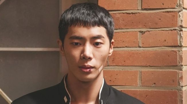 Langsung Jadi Perhatian, Ini 5 Potret Chu Young Woo di Drama Baru Oasis