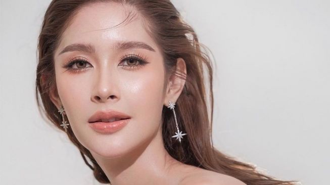 Transgender Thailand Berwajah Cantik (Instagram/@rick_kwanlada) 