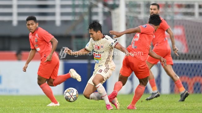 Persija Jakarta saat bertandang ke markas Borneo FC dalam laga pekan ke-29 BRI Liga 1 2022-2023 di Stadion Segiri, Samarinda, Rabu (8/3/2023). [Liga Indonesia Baru]