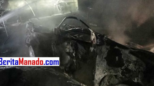 Truk Pertamina dan 2 Avanza Terbakar di Trans Sulawesi, 4 Orang Meninggal Dunia