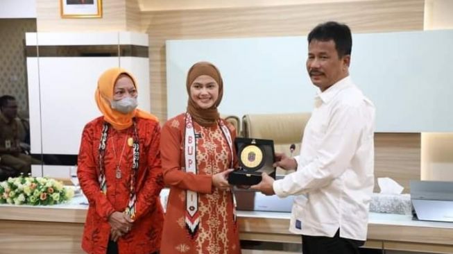 Dijamu Rudi, Bupati Nunukan Kagum Pesatnya Pembangunan Batam