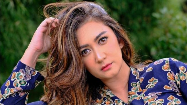 Potret Nafa Urbach (Instagram/@nafaurbach)