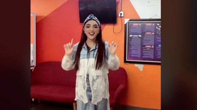 Asyik Joget TikTok, Perubahan Wajah Ashanty Bikin Kaget: Kayak Pakai Topeng