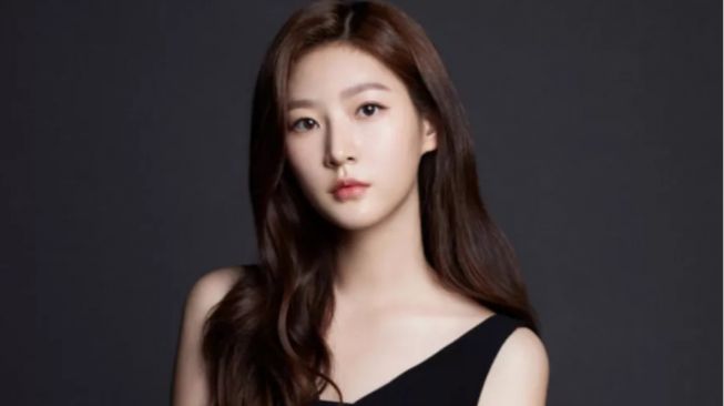 Mengaku Kesulitan Finansial, Kim Sae Ron Mampu Sewa Pengacara Mahal?