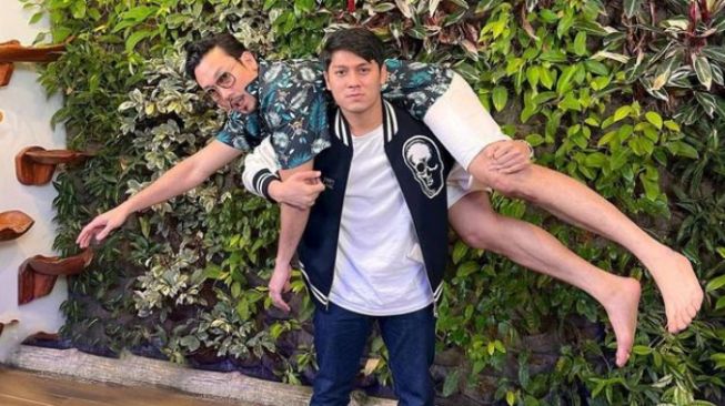 Pengakuan Rizky Billar di Podcast Denny Sumargo. (YouTube/ CURHAT BANG Denny Sumargo)