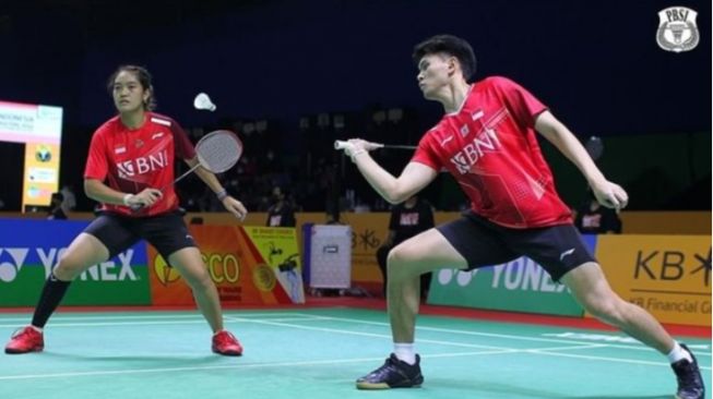 Tumbangkan Wakil Malaysia, Adnan / Nita Selangkah Lagi Tampil di Babak Utama Thailand Open 2023