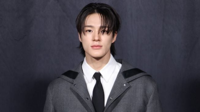 Bikin Sedih Penggemar, Jeno NCT Tunda Semua Jadwal Akibat Positif Covid-19