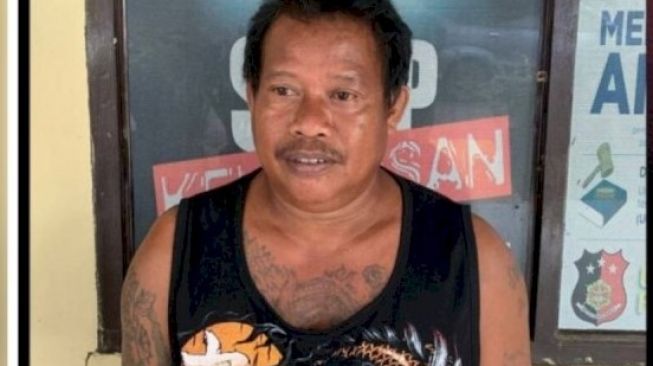 Wajah Pria Bertato Penganiaya Anak SD di Kabupaten Wajo