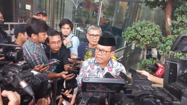 IPW Laporkan Wamenkumham Eddy Hiariej ke KPK Terkait Kasus Dugaan Korupsi Rp7 Miliar