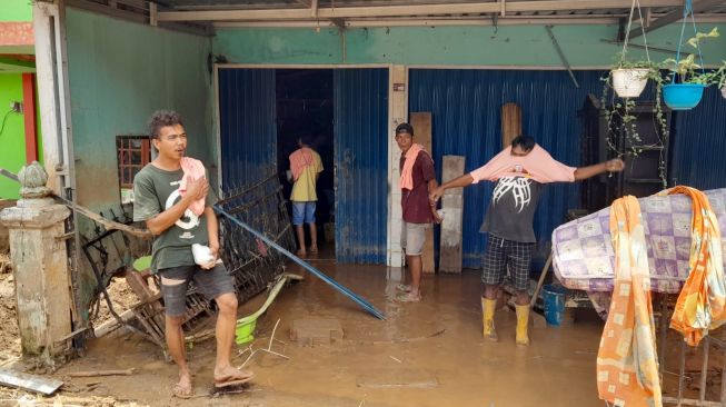 Korban Banjir di Kabupaten Lahat Dapat Uluran Tangan