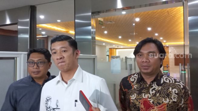 Aspri Wamenkumham Eddy Hiariej Siap Diperiksa KPK Soal Laporan IPW Terkait Dugaan Gratifikasi Rp 7 Miliar