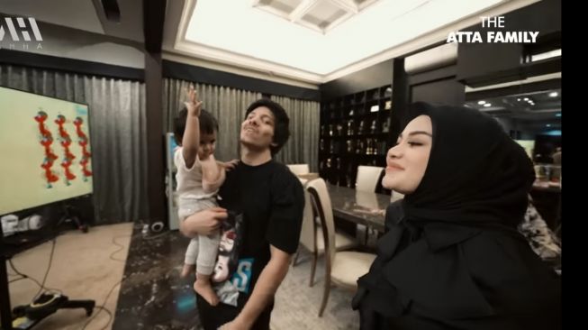 Tetap Kirim Uang Bulanan ke Orangtua, Atta Halilintar: Tak Sebesar Pengorbanan Mereka...