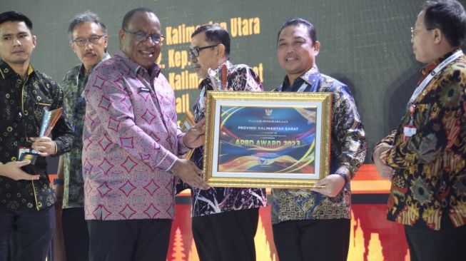 Kemendagri Beri APBD Award 2023 pada Daerah dengan Realisasi APBD Tertinggi