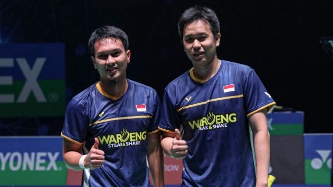 Men's doubles Hendra Setiawan/Mohammad Ahsan qualify for the second round of the All England 2023 after defeating Pramudya Kusumawardana/Yeremia Erich Yoche Yacob Rambitan in the round of 32 meeting in Birmingham, England, Wednesday.  (ANTARA/HO-PP PBSI)