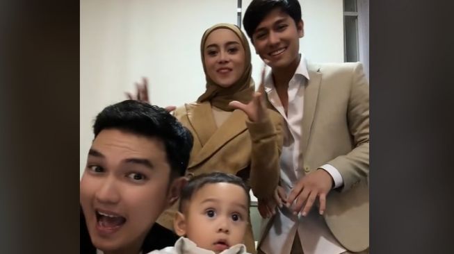 Lesti Kejora dan Rizky Billar TikTokan Bareng Aldi Taher, Ekspresi Baby L Bikin Salfok: Seperti Tertekan