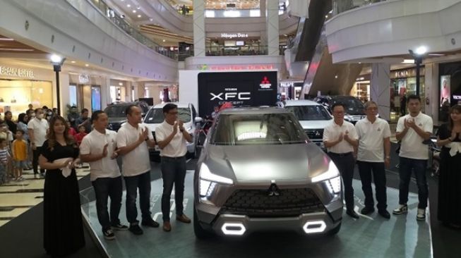 Roadshow Mitsubishi XFC Concept di Kota Palembang. (Suara.com/Tasmalinda)