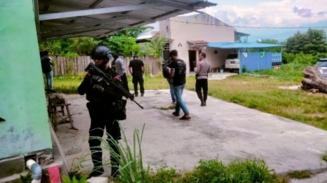 Densus 88 Tangkap 5 Terduga Teroris Jamaah Islamiyah di Sulawesi Tengah