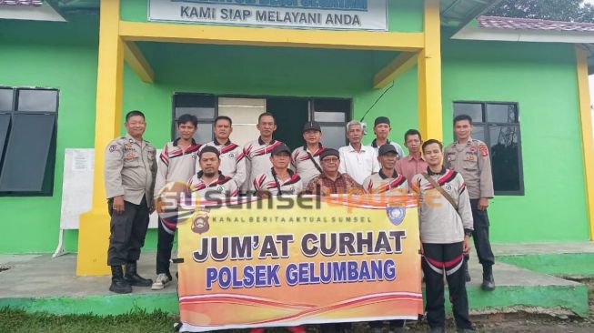 Jumat Curhat, Jajaran Polsek Gelumbang sambangi Pemerintah Desa Segayam