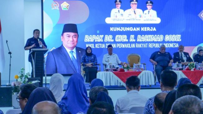 Rahmat Gobel Ajak Generasi Muda Tertarik Jadi Petani