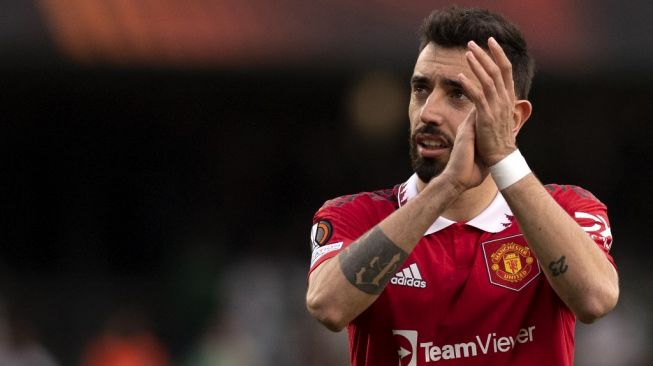 Gelandang serang Manchester United, Bruno Fernandes. [JORGE GUERRERO / AFP]