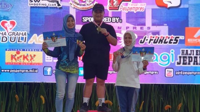 Keren! Penembak Muda Sergio Sanjaya Kembali Raih Juara 1 PCC Junior Open Kejuaraan Danpaspampres 2023