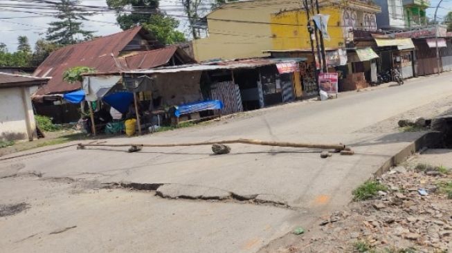 Dinas PUTR Sulsel Segera Perbaiki Jalan Mustafa Daeng Bunga Beserta Drainase