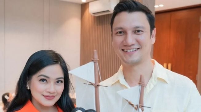 Artis Menikah dengan Idolanya (Instagram/@csugiono)