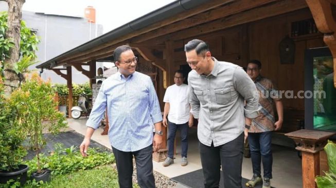 Ketua Umum Partai Demokrat Agus Harimurti Yudhoyono (AHY) menemui Capres Anies Baswedan di kediamannya Lebak Bulus, Jakarta Selatan, Selasa (21/3/2023). (ist)