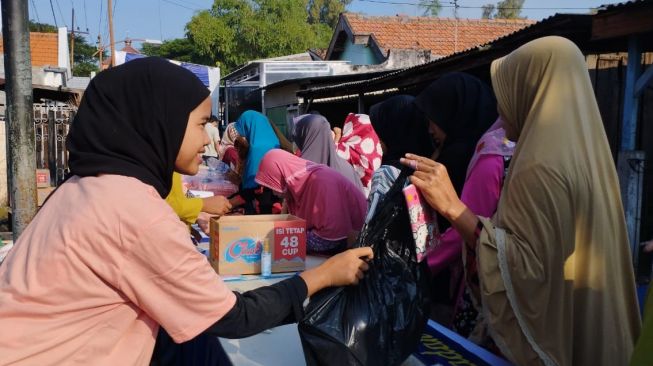 Donasi Sampah, Dari yang Tidak Berguna Menjadi Berkah