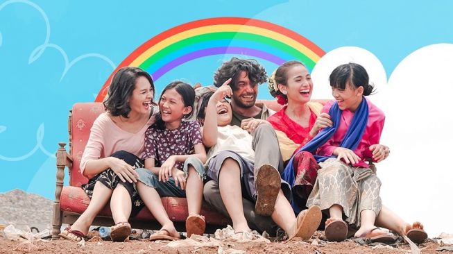 Tertunda Lama, Film Surga di Bawah Langit Dipastikan Tayang Akhir Maret 2023