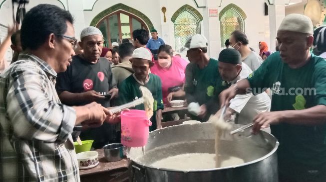 Cerita Bubur Samin Khas Banjar, Selalu Dirindukan Warga Saat Bulan Ramadan di Solo