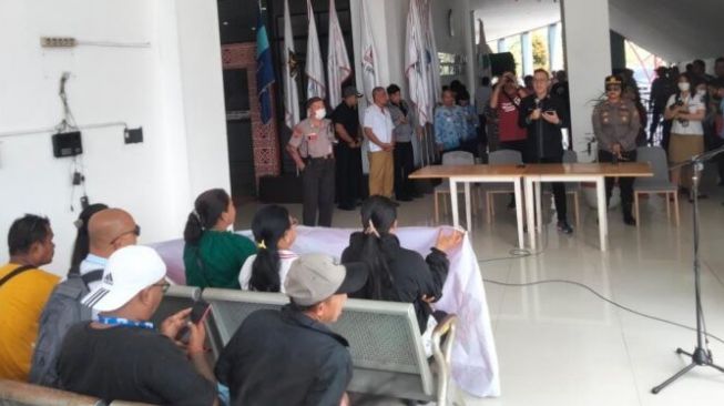 Masyarakat Minut Keluhkan Mafia Tanah, Melky Pangemanan: Kita Sikat