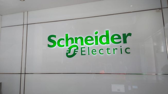 Tingkatkan Skil SDM, Schneider Electric Berikan Panel Listrik dam Alat Uji Elektrikal ke Perguruan Tinggi