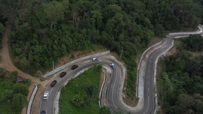 Pemprov Sulsel Kembali Anggarkan Rp73,2 Miliar Untuk Pembangunan Jalan Takkalasi - Bainange - Lawo
