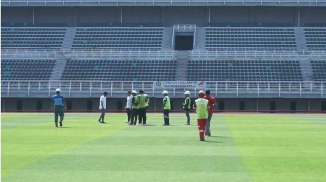 Pertanda Baik, FIFA Tetap Lakukan Inspeksi Terakhir Stadion GBT untuk Venue Piala Dunia U-20